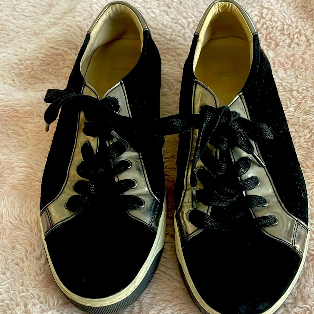 Johnston&Murphy black sneakers 8